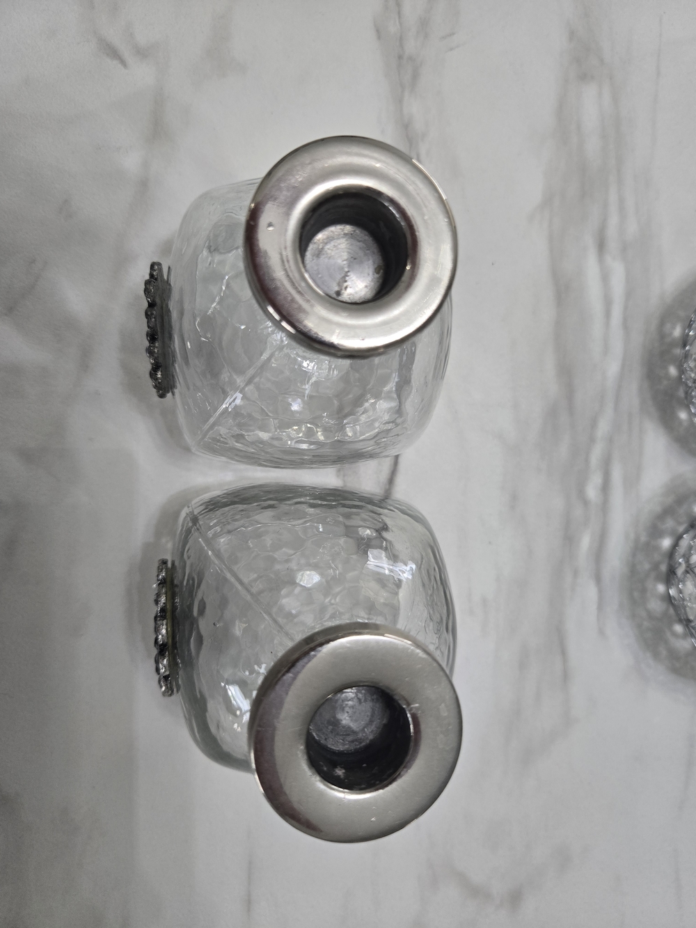 ❤️❤️❤️Clear Glass Decorative Bottles with Silver Floral Accents (Set of 2) - Picture 7 of 7